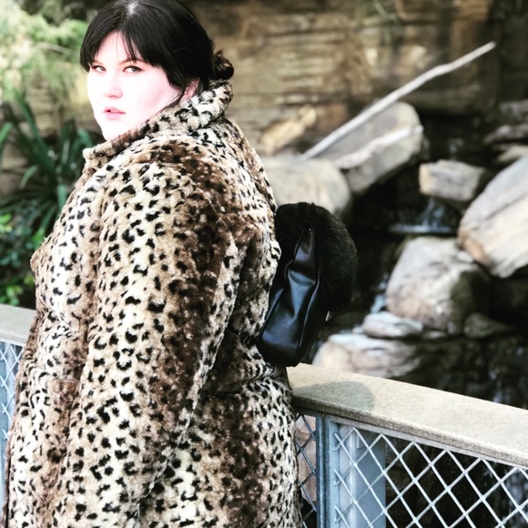 Meet your Posher, Erin - Picture 1 of 1